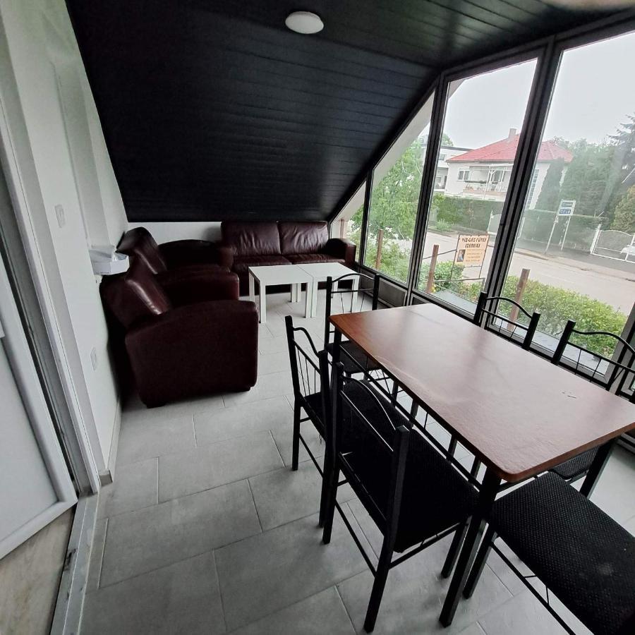 Malna Vendeghaz Siofok Apartment Exterior photo